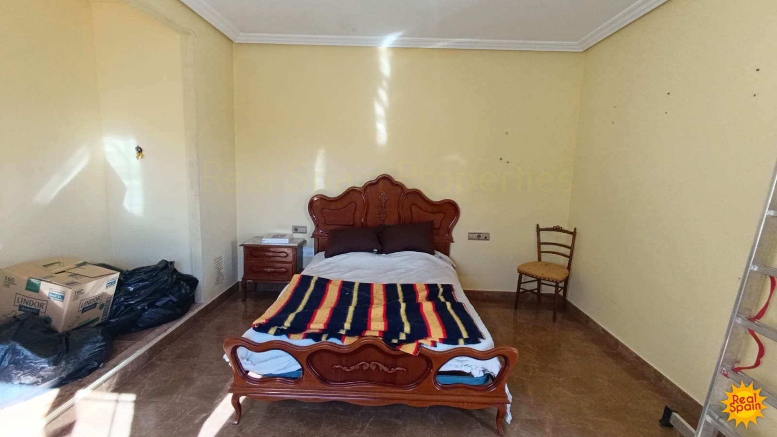 5 soveværelse Byhus til salg i Velez-Rubio - € 339.000 (Ref: 8585685)