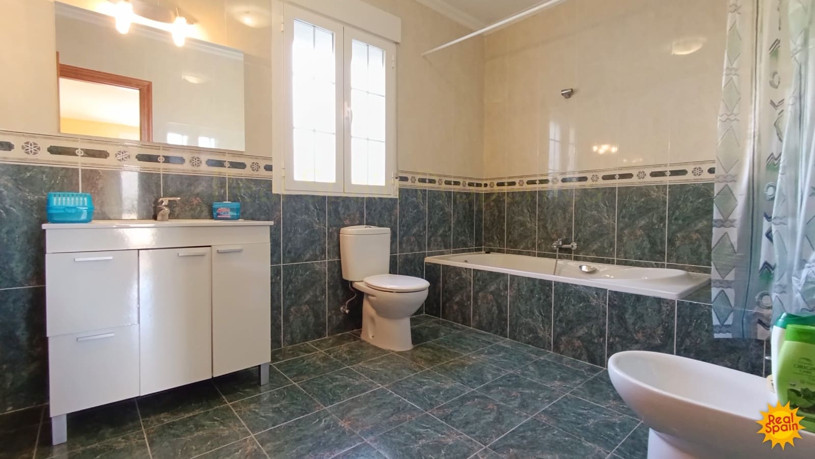 5 soveværelse Byhus til salg i Velez-Rubio - € 339.000 (Ref: 8585685)