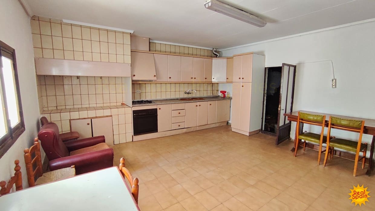 4 soveværelse Erhverv til salg i Maria - € 80.000 (Ref: 8718484)