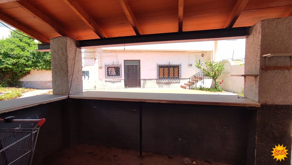 4 soveværelse Erhverv til salg i Maria - € 80.000 (Ref: 8718484)