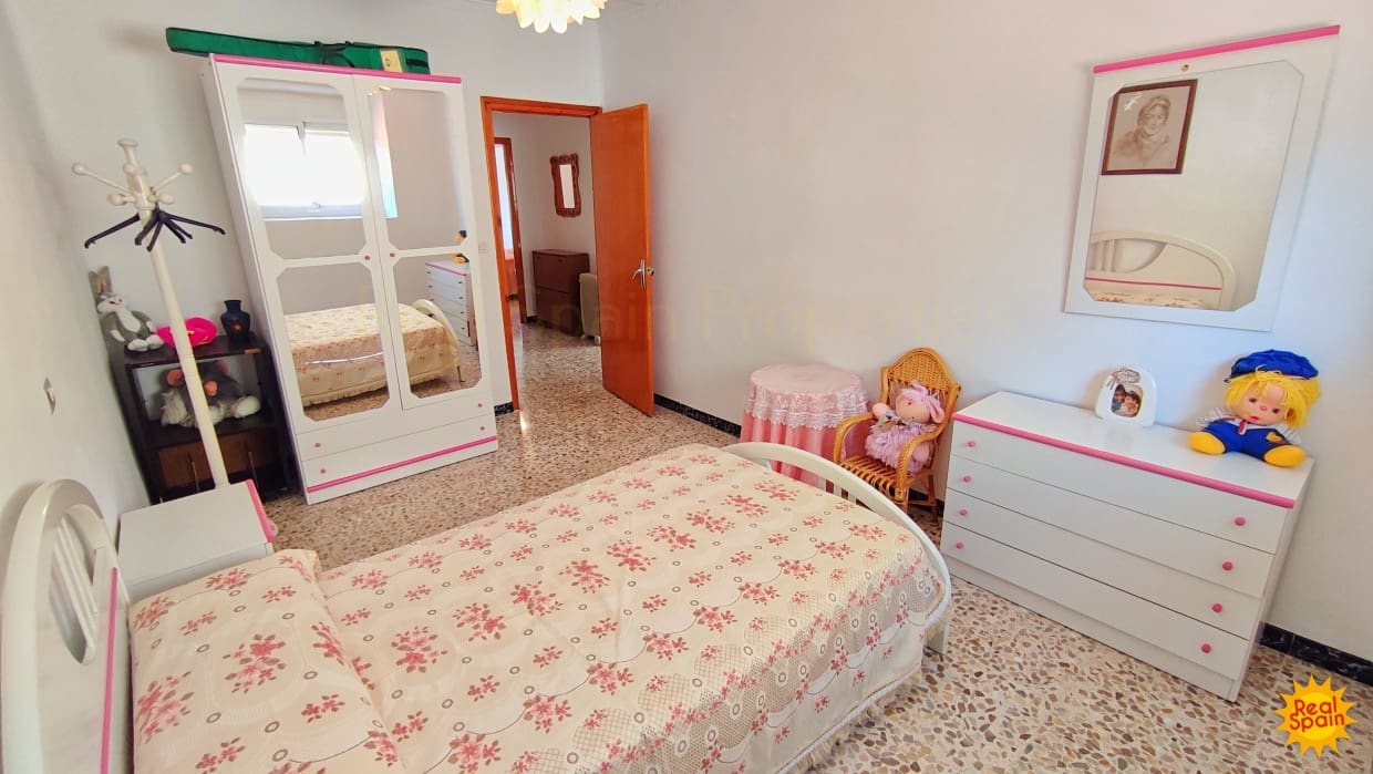 4 soveværelse Erhverv til salg i Maria - € 80.000 (Ref: 8718484)