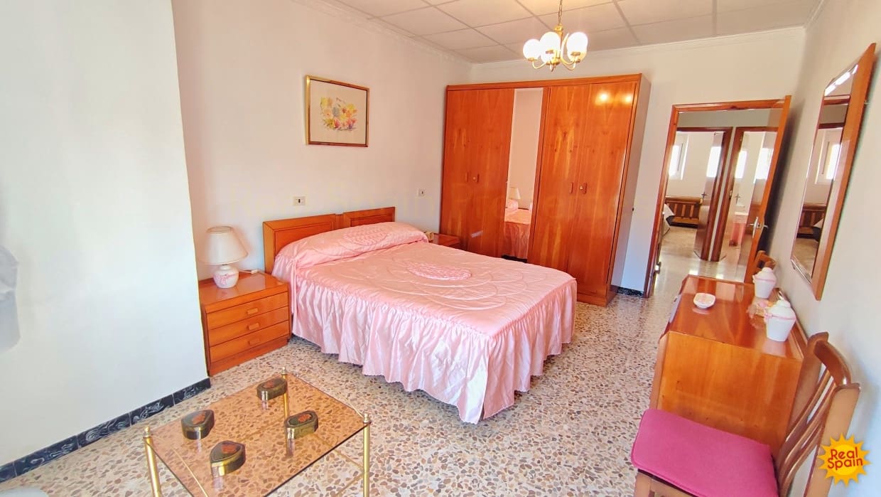 4 soveværelse Erhverv til salg i Maria - € 80.000 (Ref: 8718484)