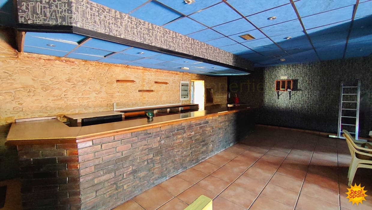 4 soveværelse Erhverv til salg i Maria - € 80.000 (Ref: 8718484)