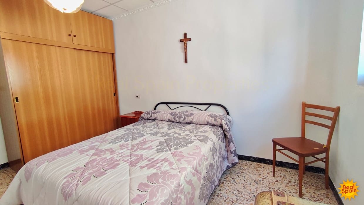 4 soveværelse Erhverv til salg i Maria - € 80.000 (Ref: 8718484)