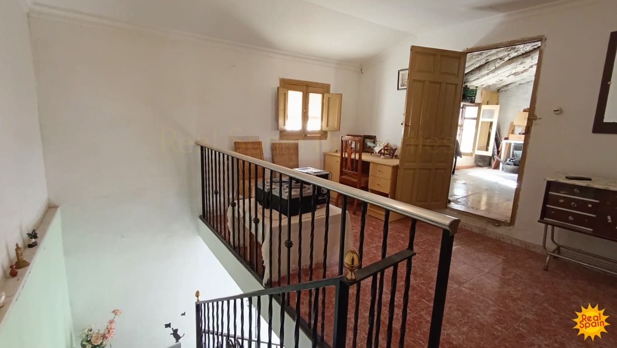 5 soveværelse Byhus til salg i Oria - € 69.900 (Ref: 8720093)