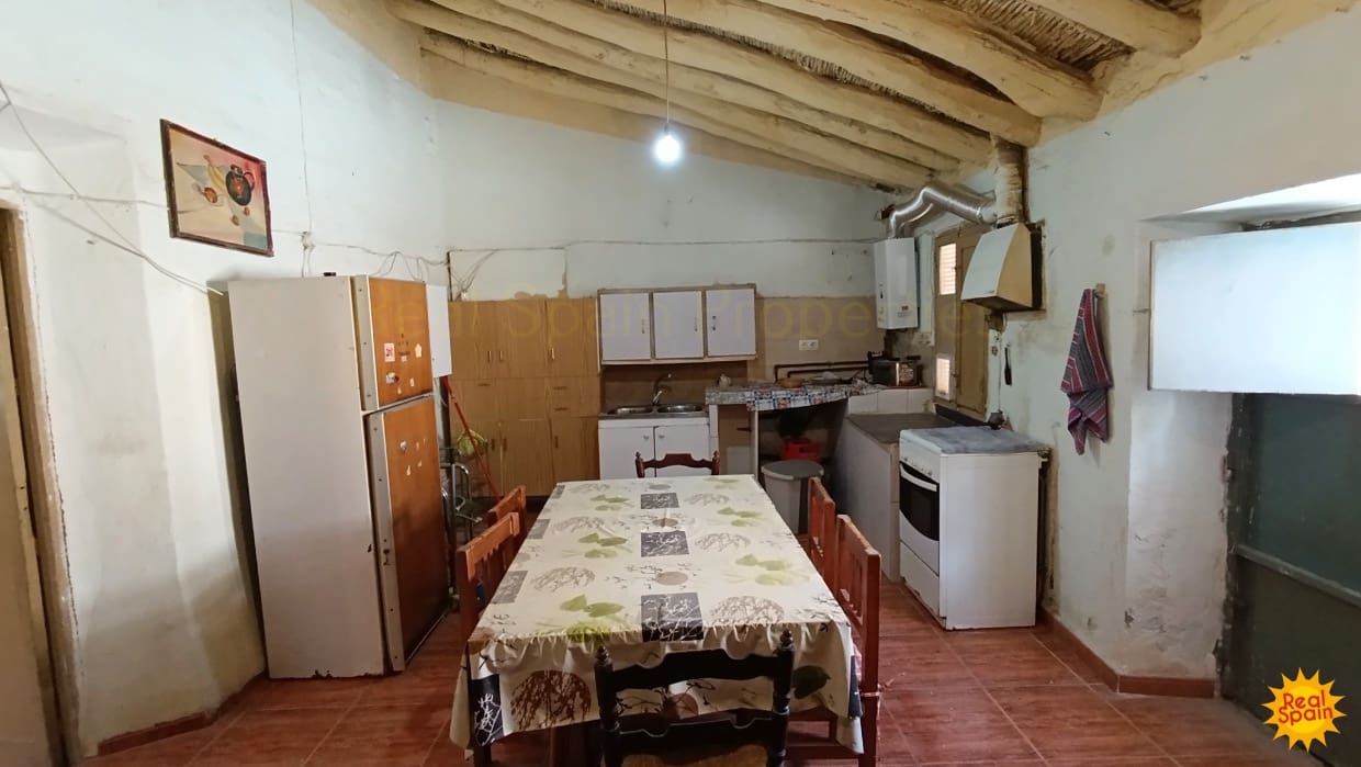 5 soveværelse Byhus til salg i Oria - € 69.900 (Ref: 8720093)