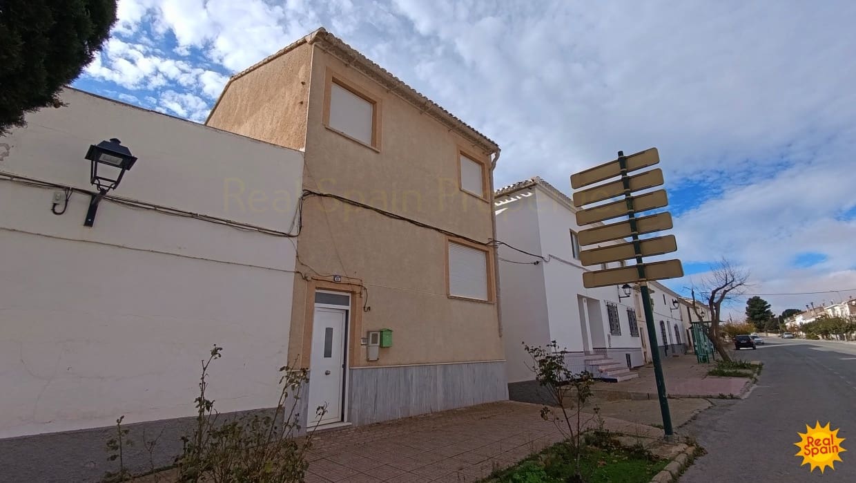 5 camera da letto Casa in vendita in Chirivel - 80.000 € (Rif: 8754114)