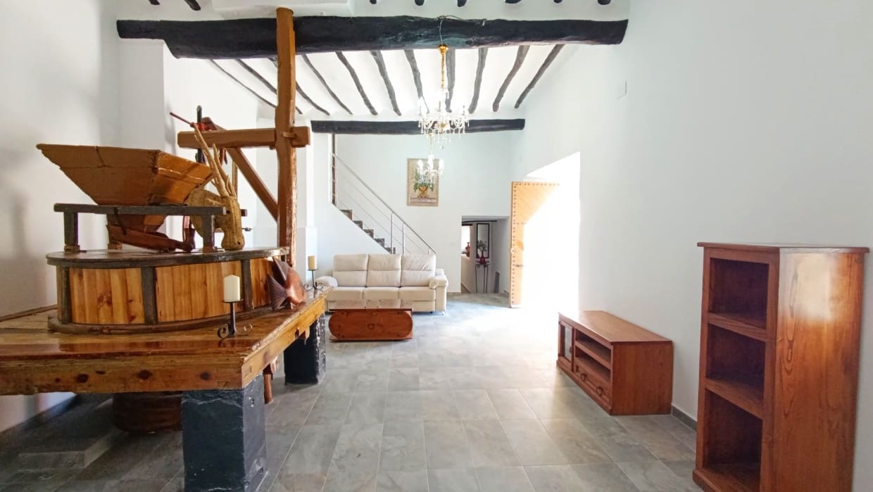 7 soveværelse Finca/Landehus til salg i Chirivel - € 329.000 (Ref: 8829107)