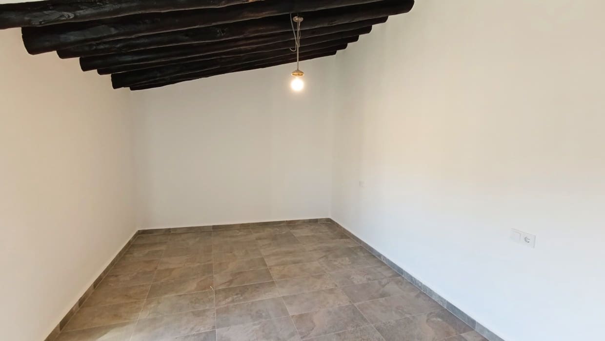 7 soveværelse Finca/Landehus til salg i Chirivel - € 329.000 (Ref: 8829107)