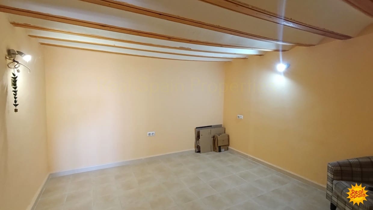 4 soveværelse Finca/Landehus til salg i Velez-Blanco - € 52.250 (Ref: 8852001)