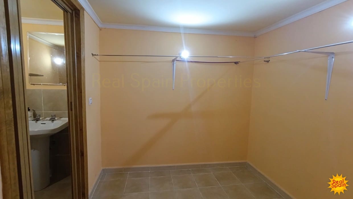 4 soveværelse Finca/Landehus til salg i Velez-Blanco - € 52.250 (Ref: 8852001)