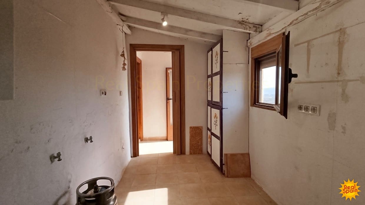 4 soveværelse Finca/Landehus til salg i Velez-Blanco - € 52.250 (Ref: 8852001)