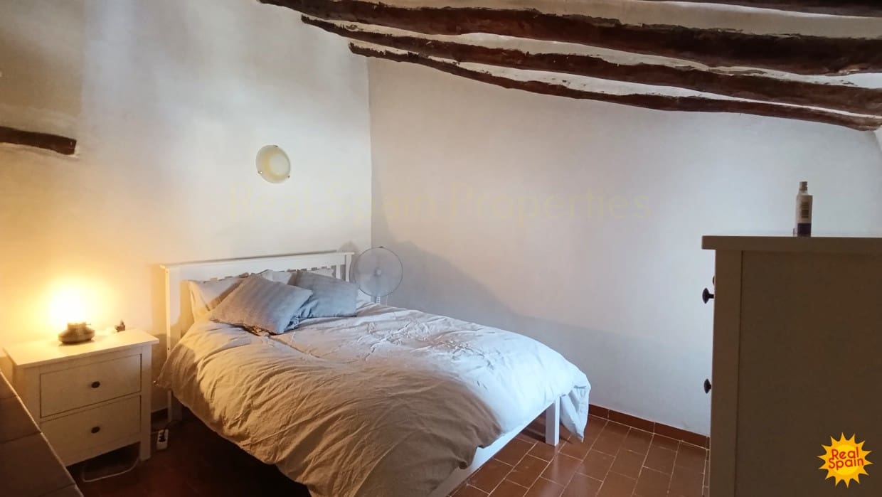 4 soveværelse Finca/Landehus til salg i Velez-Blanco - € 52.250 (Ref: 8852001)