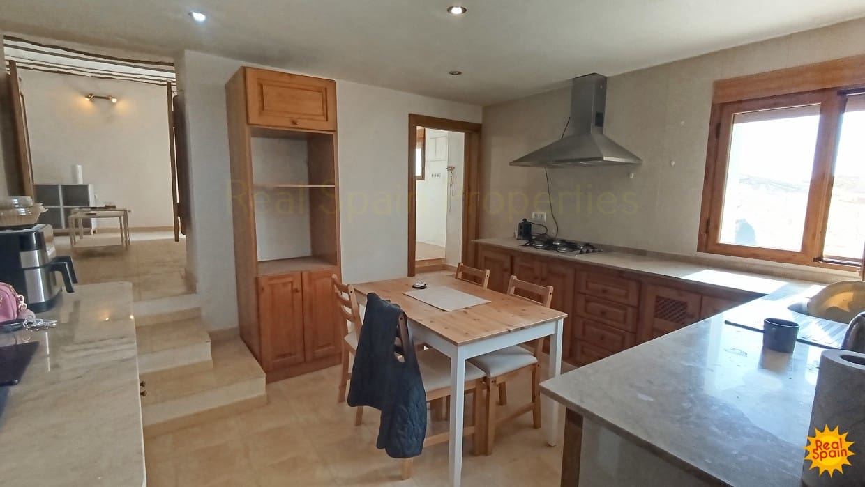 4 soveværelse Finca/Landehus til salg i Velez-Blanco - € 52.250 (Ref: 8852001)