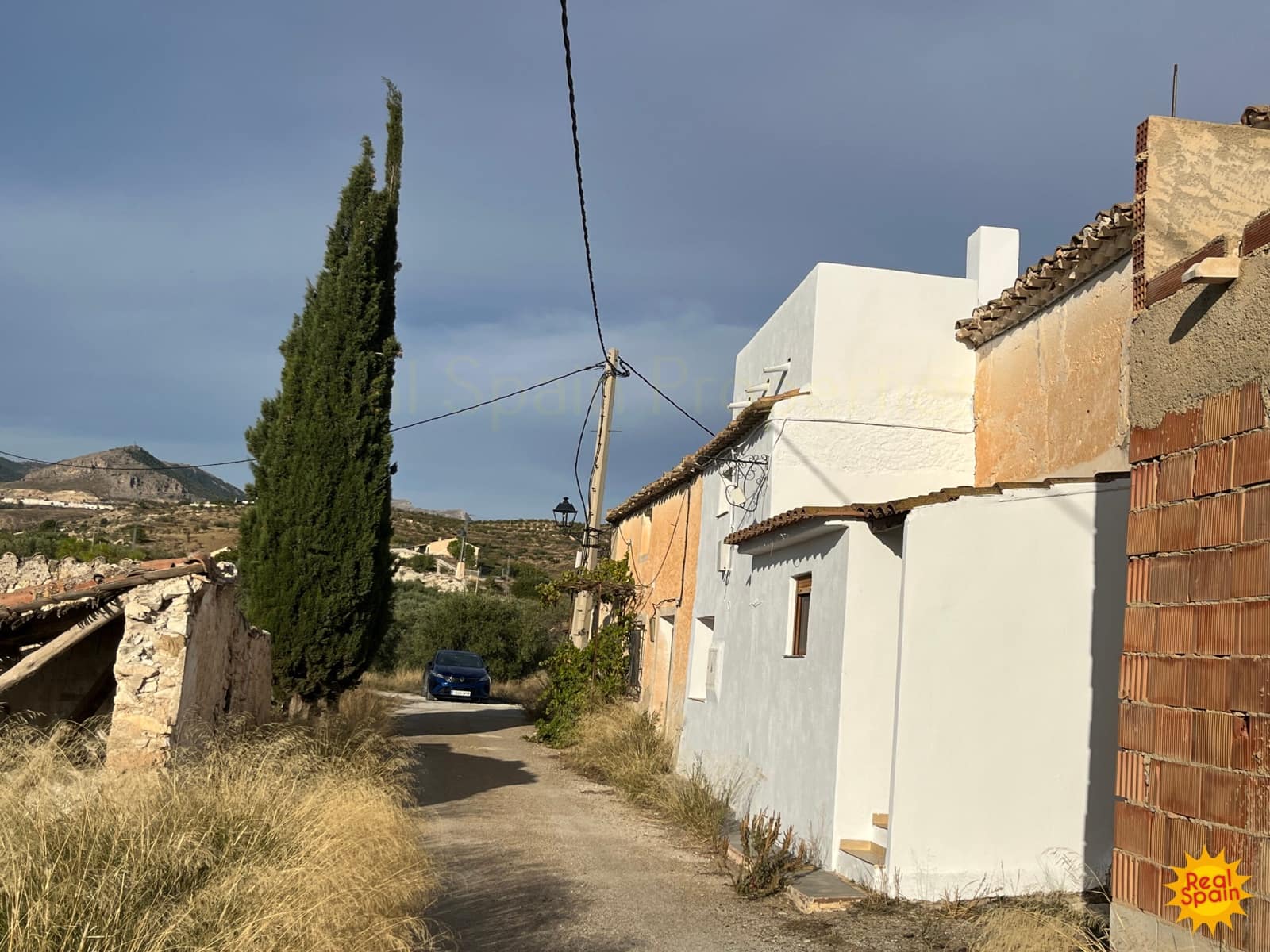 4 bedroom Finca/Country House for sale in Velez-Blanco - € 49,950 (Ref: 8852001)