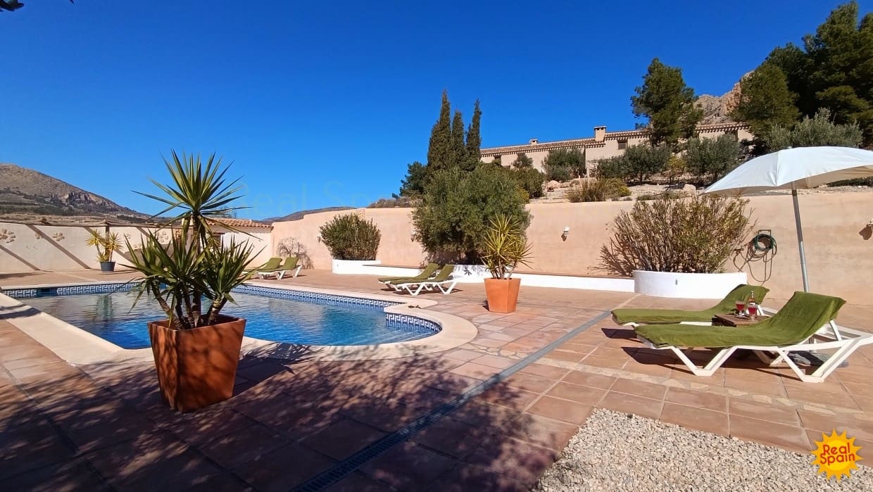 7 soverom Finca/Herregård til salgs i Velez-Blanco med svømmebasseng - € 695 000 (Ref: 8930198)