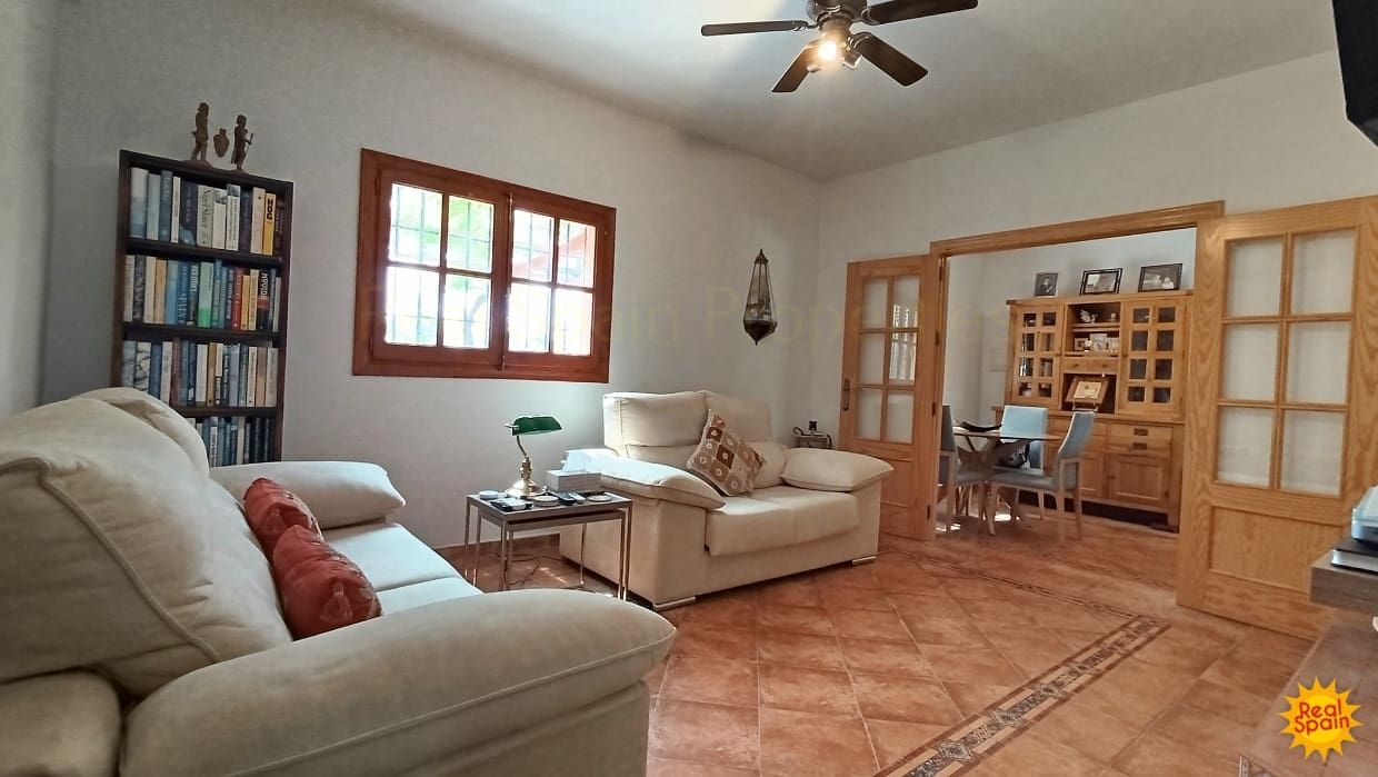 2 soveværelse Finca/Landehus til salg i Velez-Blanco - € 180.000 (Ref: 9007146)