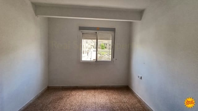 4 bedroom Apartment for sale in Vélez-Rubio - € 50,000 (Ref: 9007147)