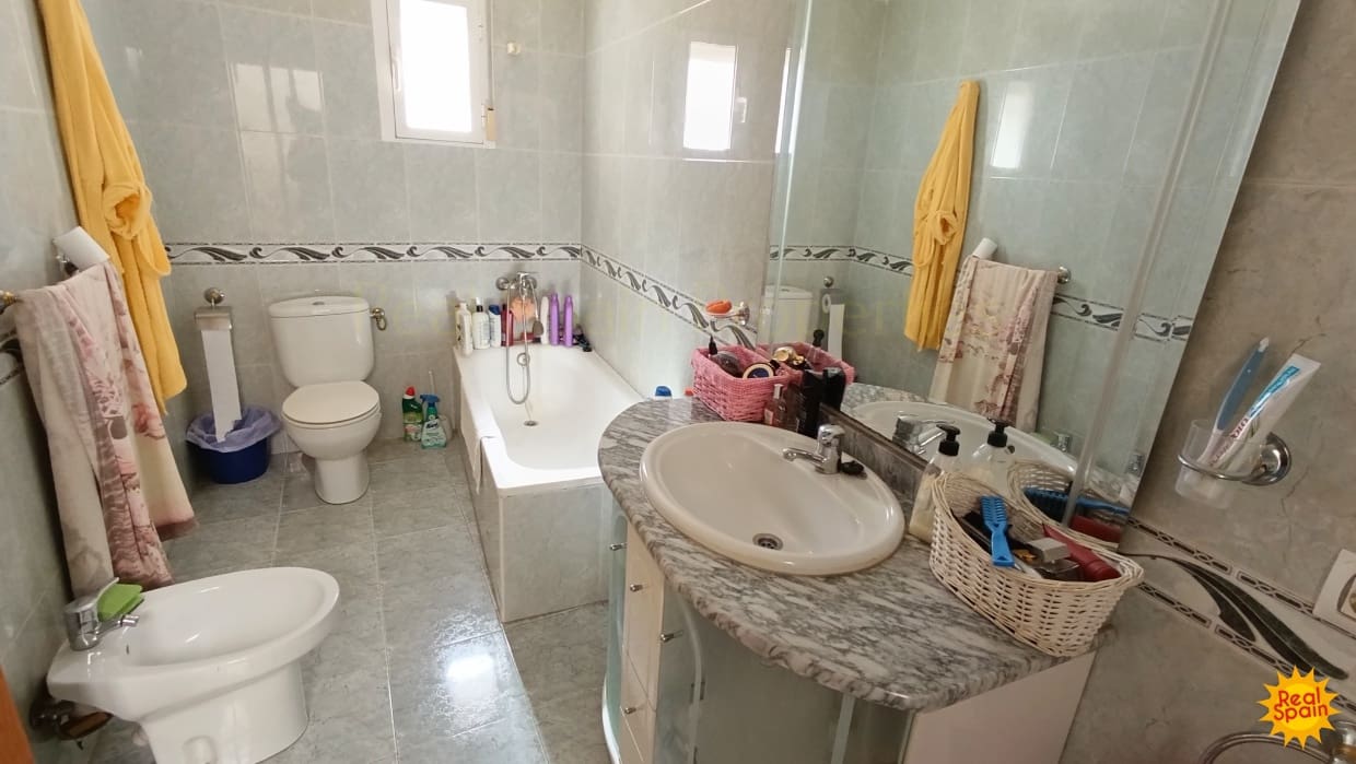 5 soveværelse Finca/Landehus til salg i Velez-Blanco - € 79.900 (Ref: 9013687)