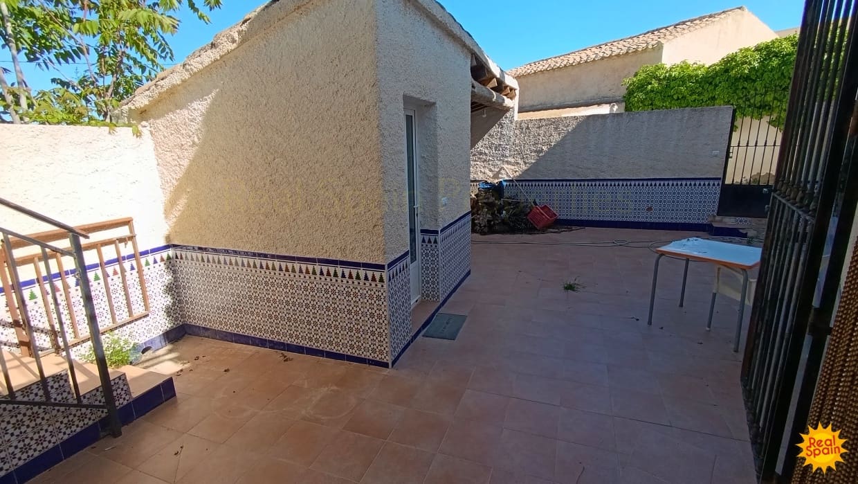 5 soveværelse Finca/Landehus til salg i Velez-Blanco - € 79.900 (Ref: 9013687)