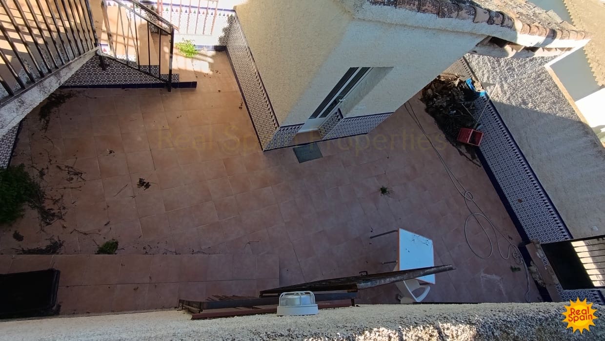 5 soveværelse Finca/Landehus til salg i Velez-Blanco - € 79.900 (Ref: 9013687)