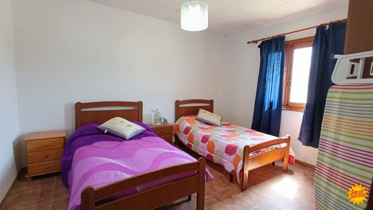 2 soveværelse Finca/Landehus til salg i Velez-Blanco - € 119.000 (Ref: 9013688)