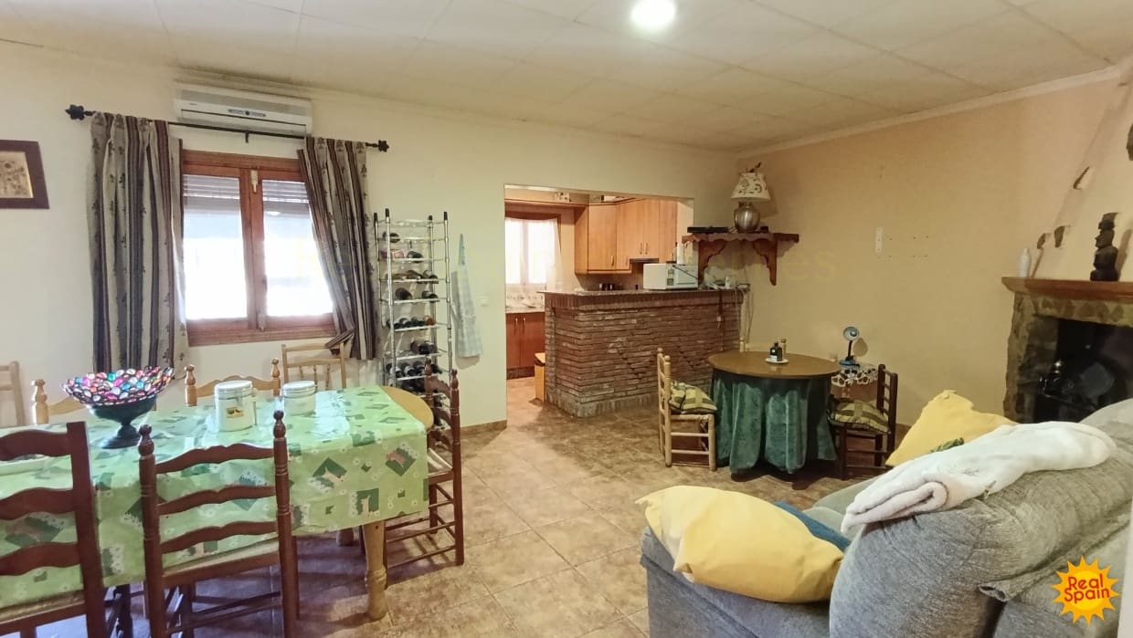 2 soveværelse Finca/Landehus til salg i Velez-Blanco - € 119.000 (Ref: 9013688)