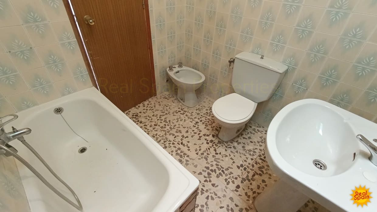 4 soveværelse Byhus til salg i Velez-Rubio - € 99.900 (Ref: 9020395)