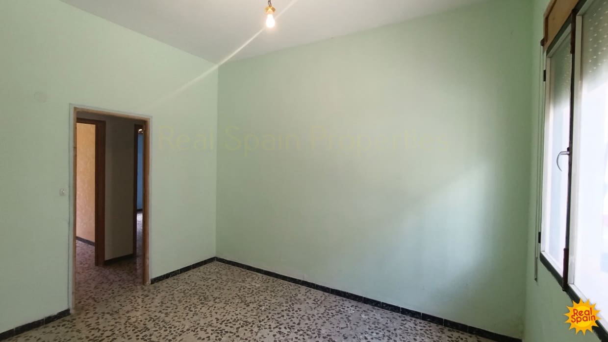 4 soveværelse Byhus til salg i Velez-Rubio - € 99.900 (Ref: 9020395)