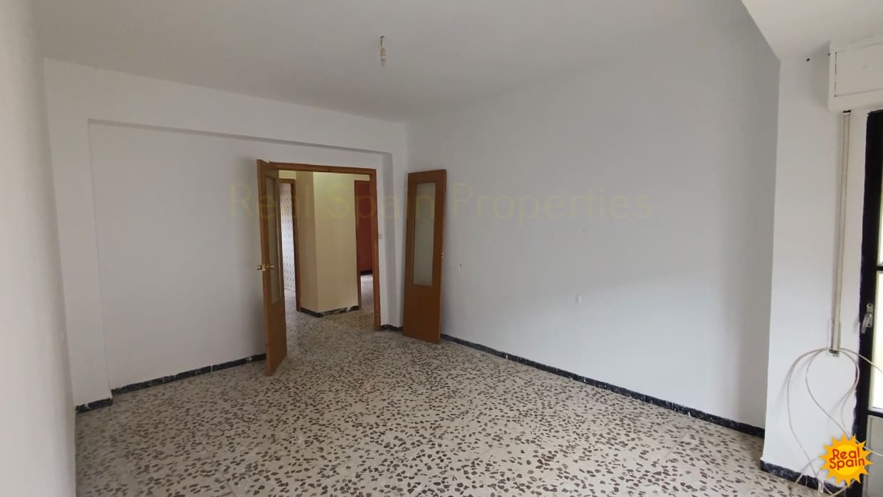 4 soveværelse Byhus til salg i Velez-Rubio - € 99.900 (Ref: 9020395)