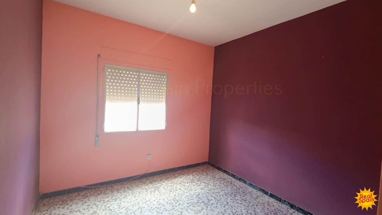 4 soveværelse Byhus til salg i Velez-Rubio - € 99.900 (Ref: 9020395)