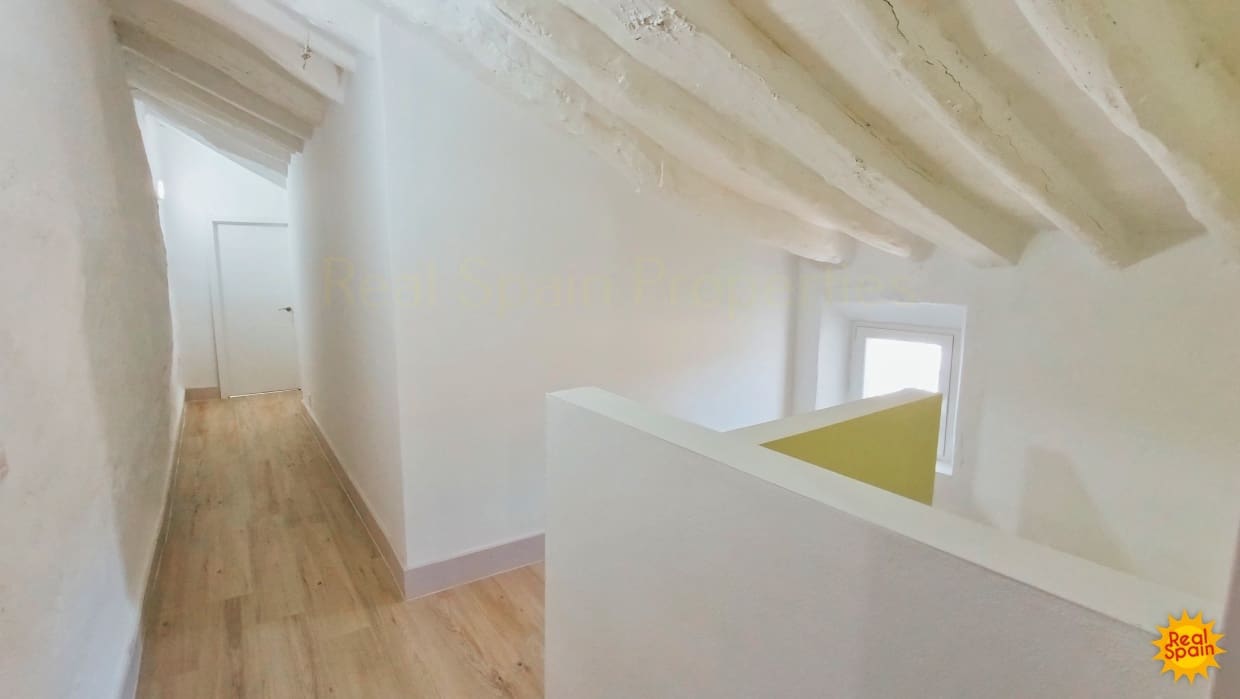 4 soveværelse Finca/Landehus til salg i Velez-Blanco - € 129.000 (Ref: 9020396)