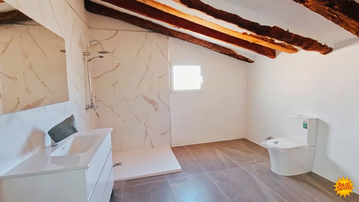 4 soveværelse Finca/Landehus til salg i Velez-Blanco - € 129.000 (Ref: 9020396)