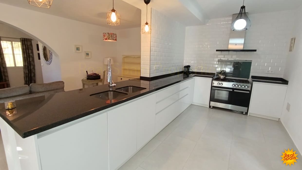 3 soverom Finca/Herregård til salgs i Velez-Rubio - € 229 000 (Ref: 9057329)