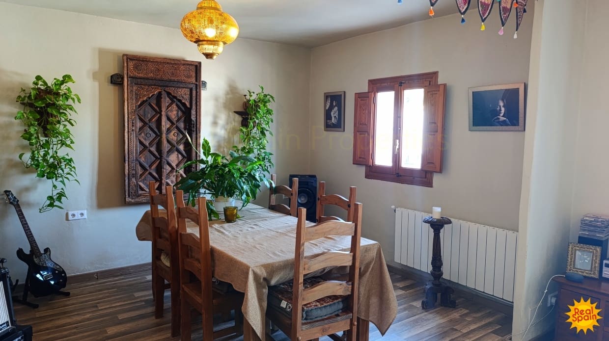 4 bedroom Finca/Country House for sale in Velez-Rubio - € 219,995 (Ref: 9057330)