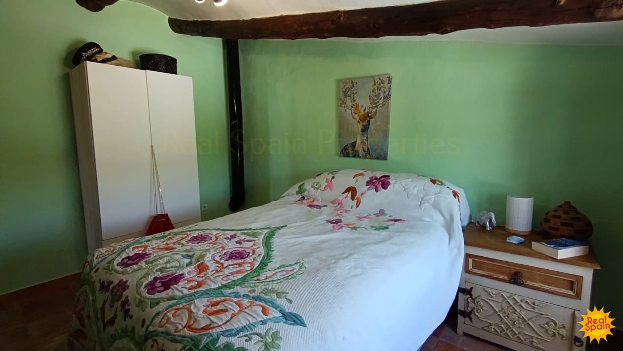 4 bedroom Finca/Country House for sale in Velez-Rubio - € 219,995 (Ref: 9057330)