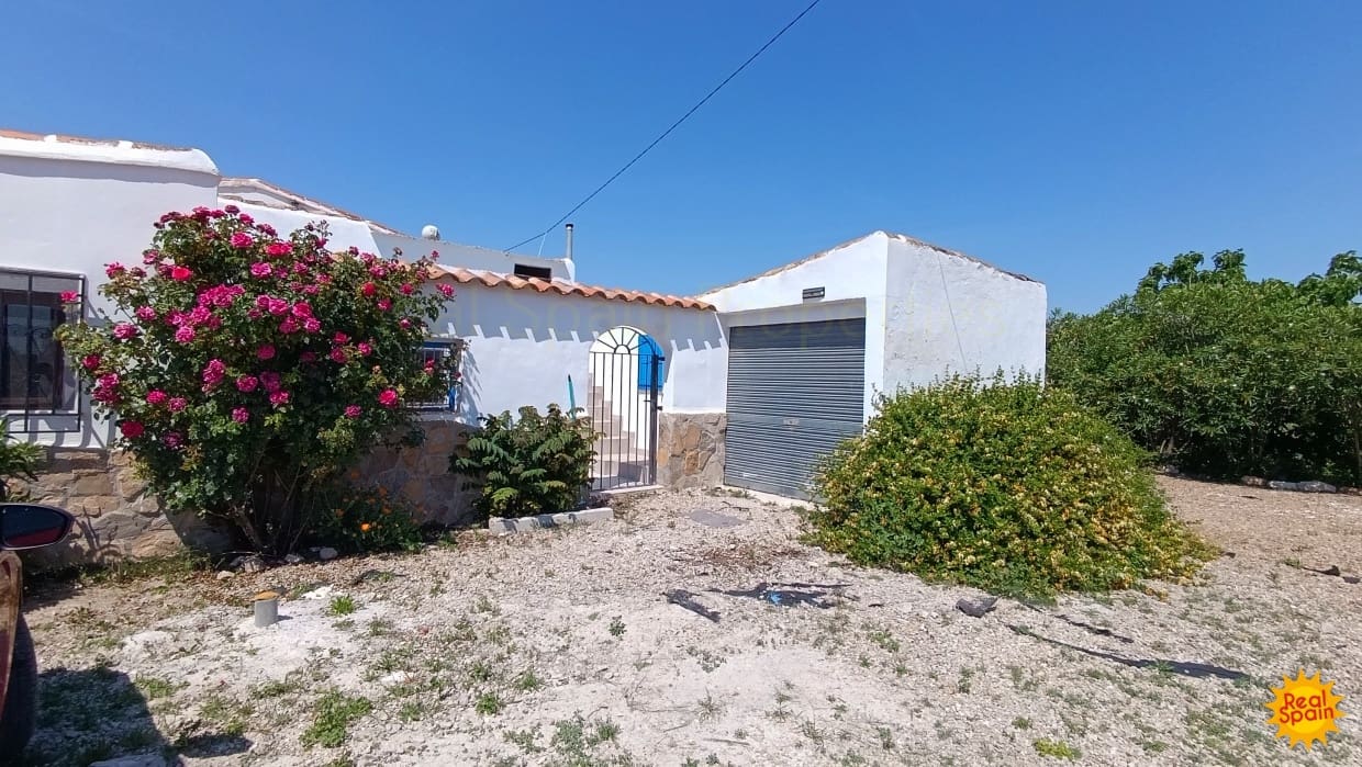 4 bedroom Finca/Country House for sale in Velez-Rubio - € 219,995 (Ref: 9057330)