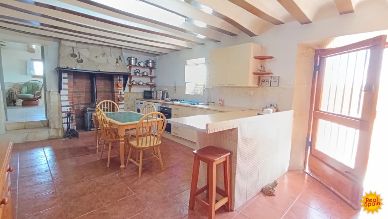 4 soverom Finca/Herregård til salgs i Velez-Blanco - € 129 000 (Ref: 9073076)