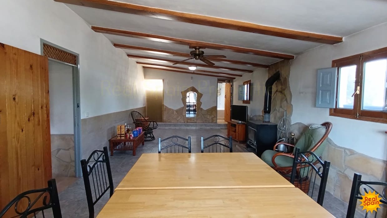 4 soverom Finca/Herregård til salgs i Velez-Blanco - € 129 000 (Ref: 9073076)