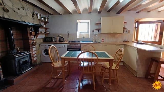 4 soveværelse Finca/Landehus til salg i Vélez-Blanco - € 129.000 (Ref: 9073076)