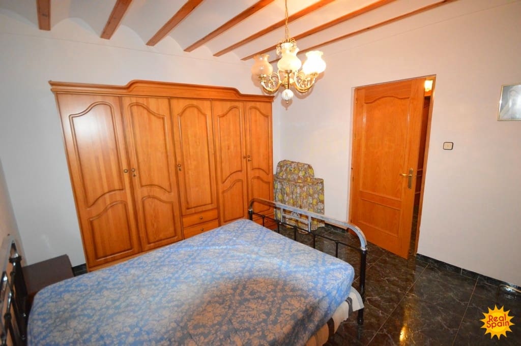 4 sovrum Hus till salu i Oria - 59 000 € (Ref: 9130251)