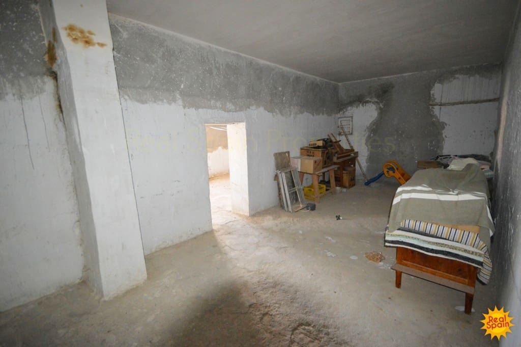 4 sovrum Hus till salu i Oria - 59 000 € (Ref: 9130251)