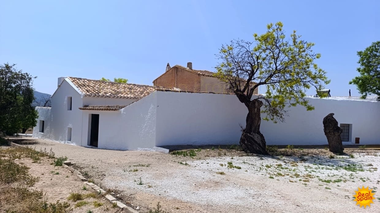 3 soverom Finca/Herregård til salgs i Velez-Blanco - € 180 000 (Ref: 9130252)