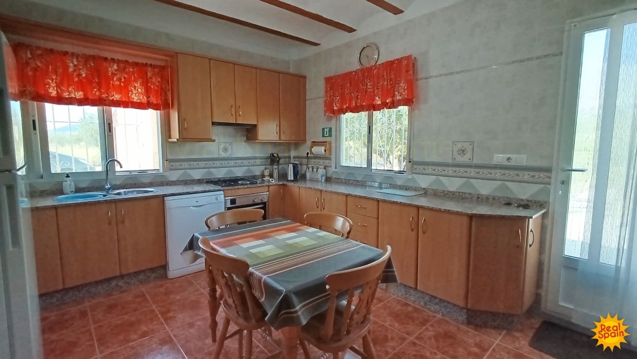 4 soverom Finca/Herregård til salgs i Velez-Blanco med svømmebasseng - € 249 000 (Ref: 9235945)