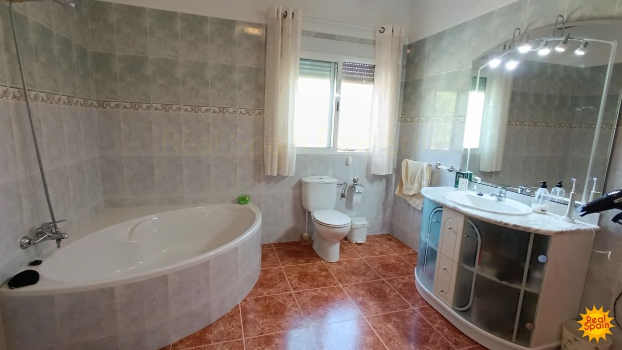 4 soverom Finca/Herregård til salgs i Velez-Blanco med svømmebasseng - € 249 000 (Ref: 9235945)