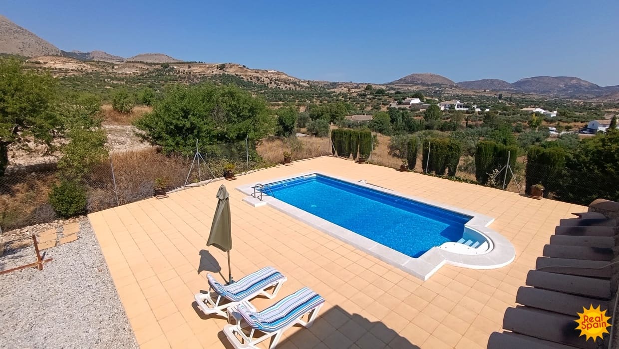 4 soverom Finca/Herregård til salgs i Velez-Blanco med svømmebasseng - € 249 000 (Ref: 9235945)