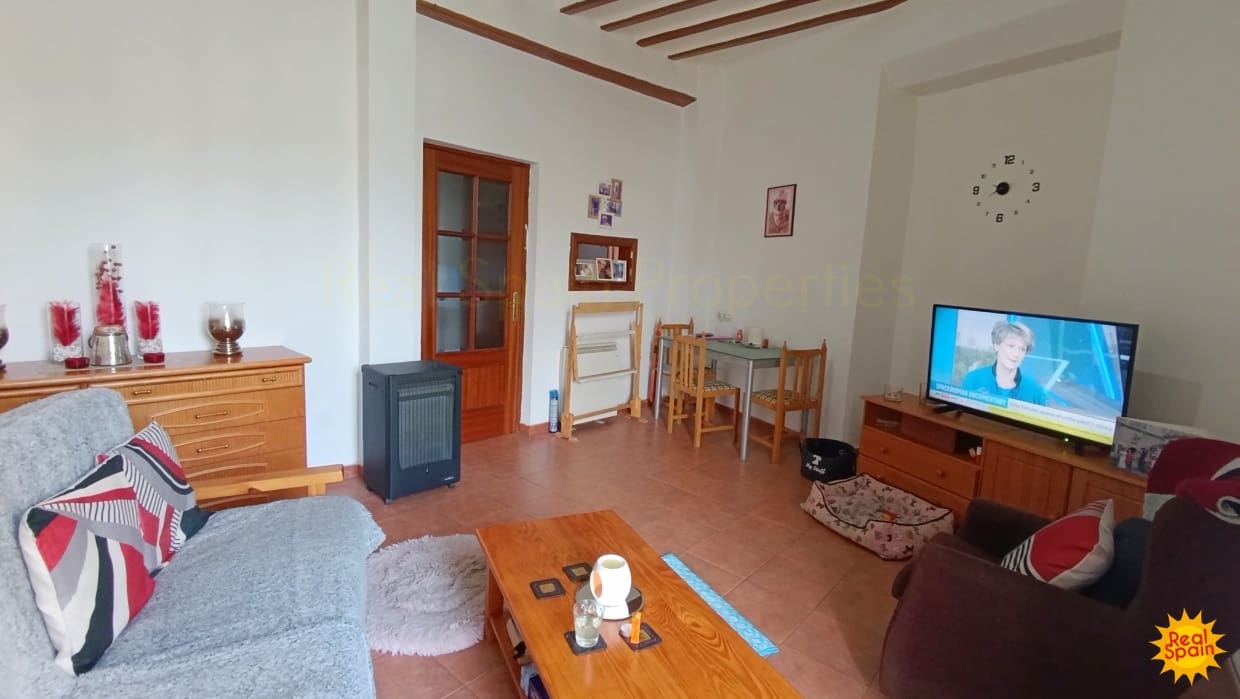 2 bedroom Apartment for sale in Velez-Rubio - € 45,000 (Ref: 9353695)