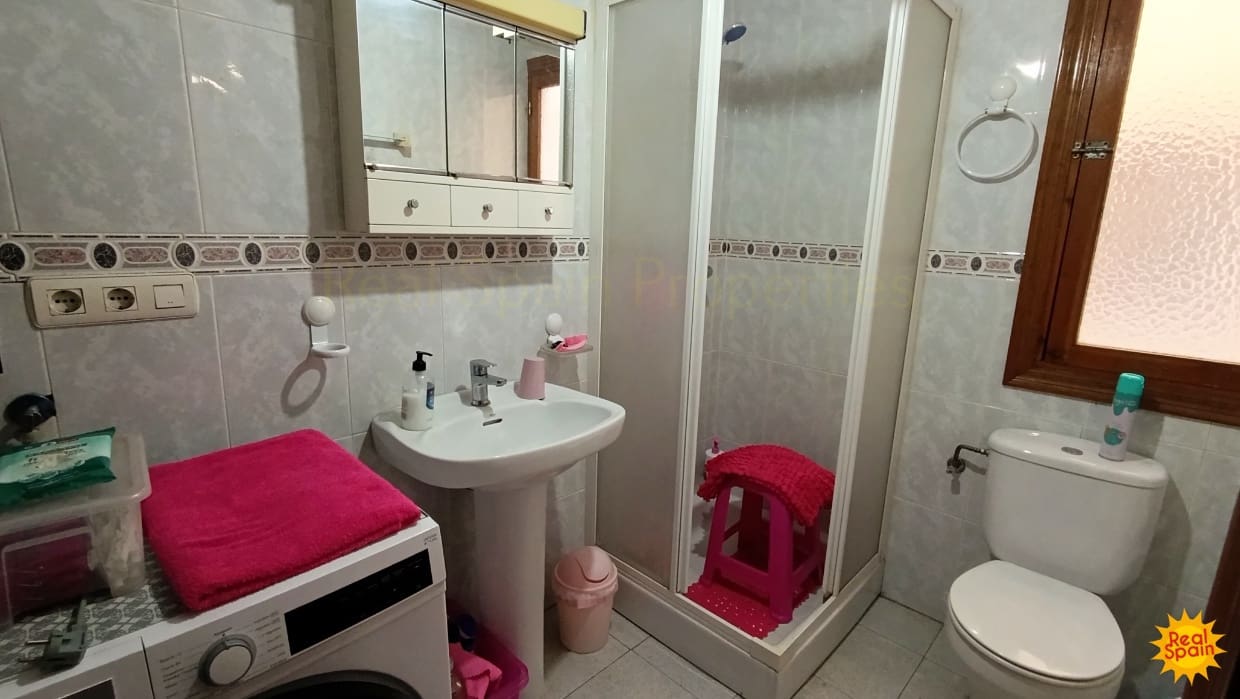 2 bedroom Apartment for sale in Velez-Rubio - € 45,000 (Ref: 9353695)