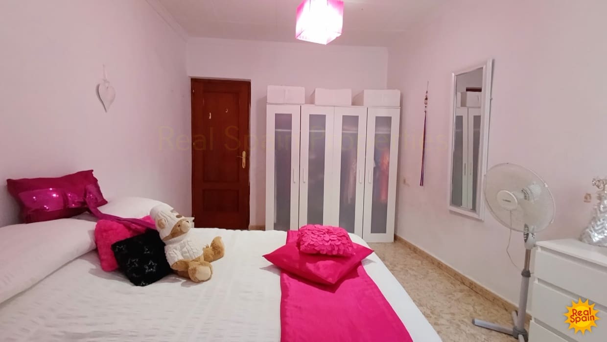 2 bedroom Apartment for sale in Velez-Rubio - € 45,000 (Ref: 9353695)