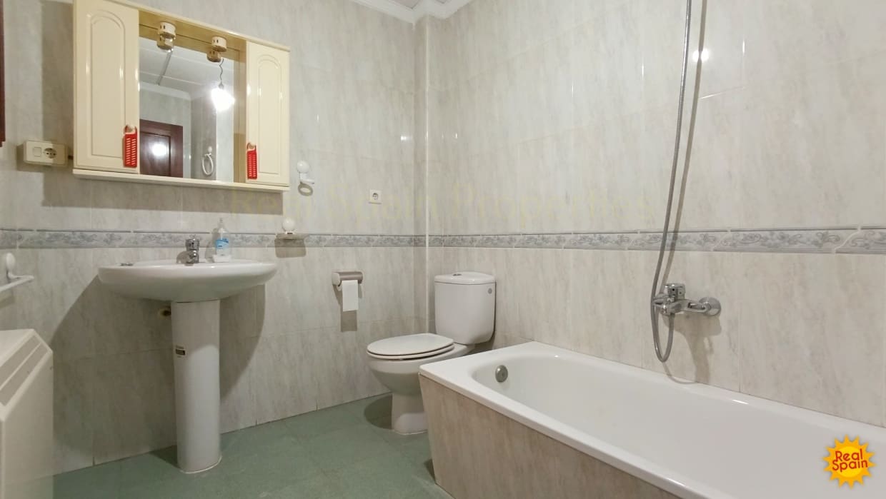 2 bedroom Apartment for sale in Velez-Rubio - € 45,000 (Ref: 9353695)